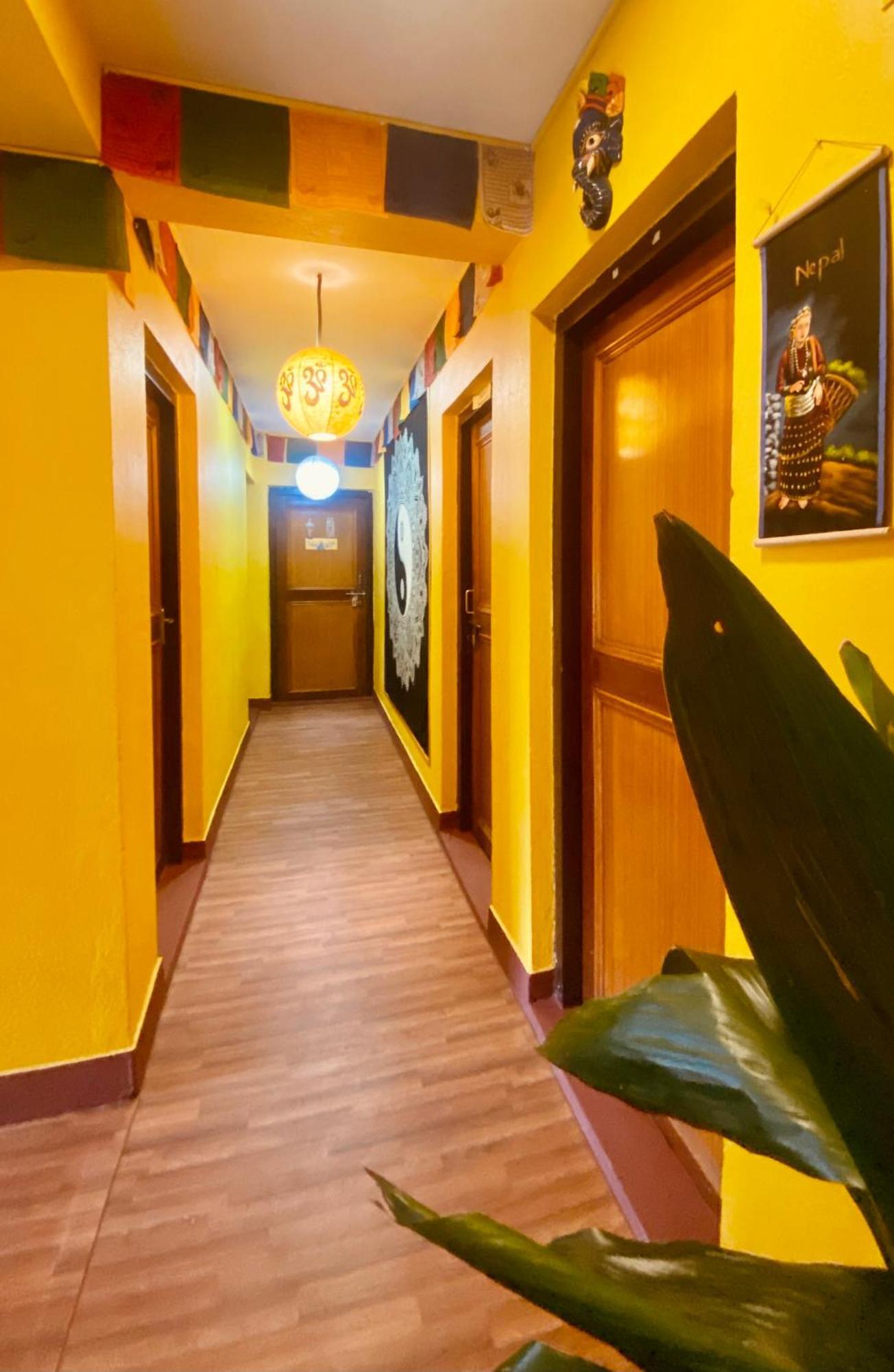 Yog Hostel Katmandou Extérieur photo